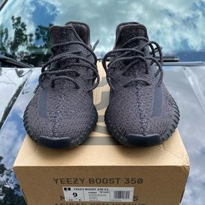 Yeezy Boost 350 V2 Black static Reflective